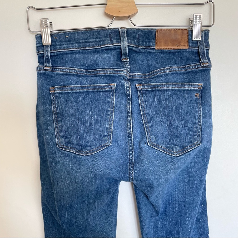 Madewell 9” High Rise Skinny Crop Jeans Destructed Hem Medium Wash Ankle Length - Picture 11 of 16